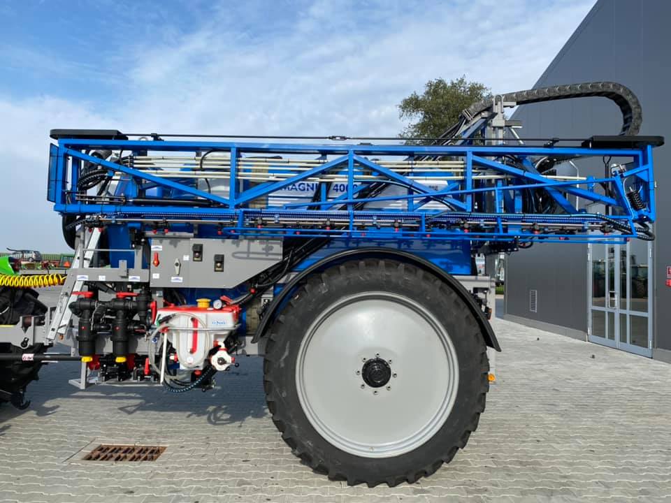 Tažený postřikovač MGM MAGNUS 4000 litrů, 18 metrů | MAGNUS 4018 - foto 